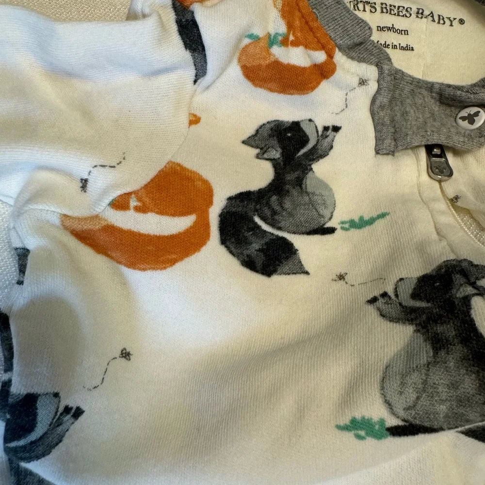 Zutano & Burt’s Bees | NWOT Newborn Raccoon and Fox Sleep Bundle